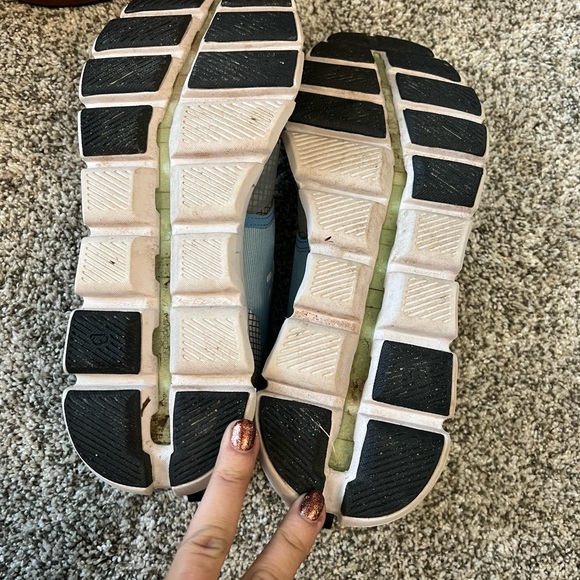 On Running x Shift Cloudtec Helion Blue and Gray Shoes - Picture 8 of 9